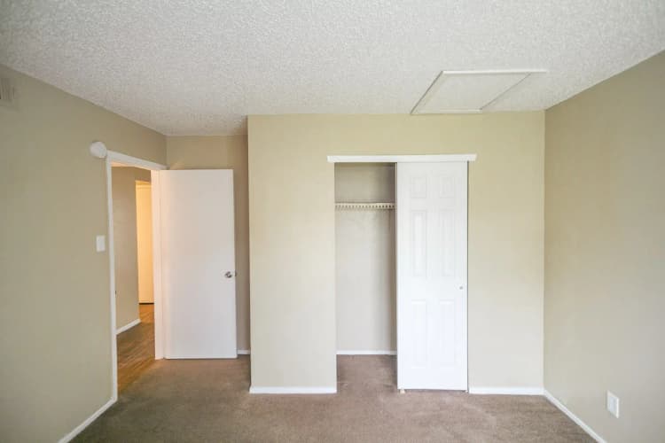 Arlington apartments for rent - image - Paisley (Abp) (Dimond) - Bedroom 2.webp