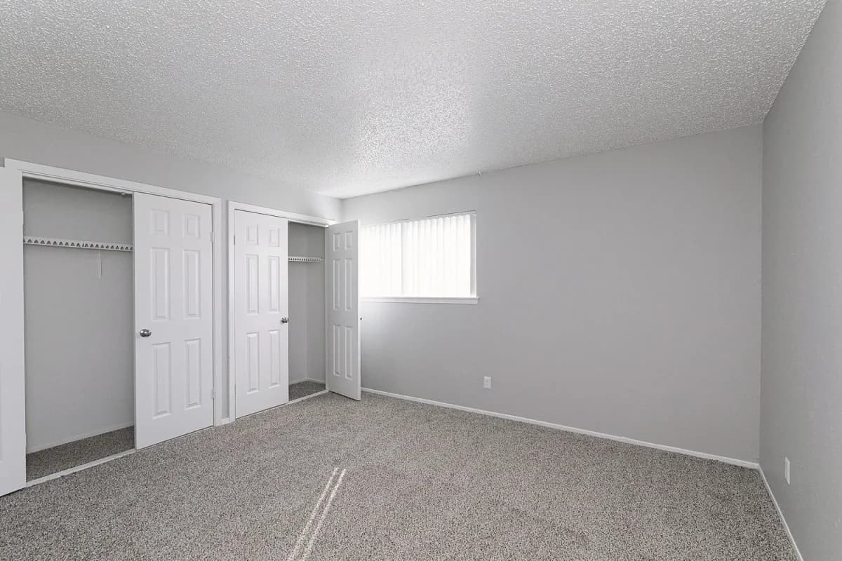 Arlington apartments for rent - image - Paisley (Abp) (Rain) - Bedroom 2.webp