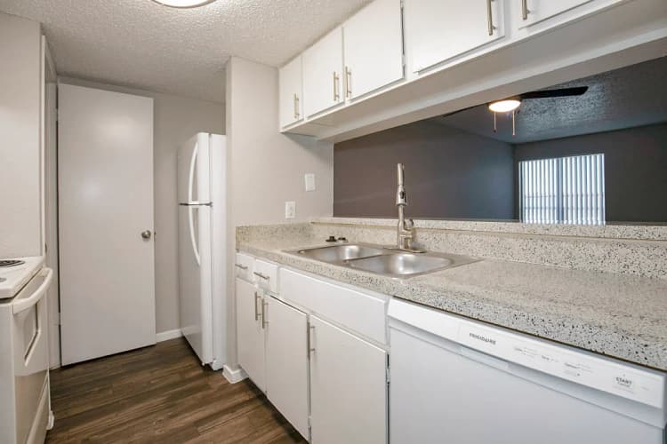 Arlington apartments for rent - image - Paisley (Abp) (Star) - Kitchen 3.webp