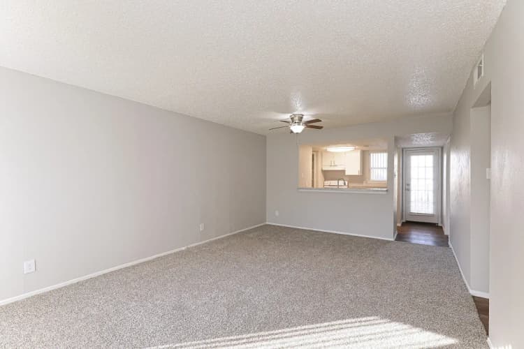 Arlington apartments for rent - image - Paisley (Abp) (Pearl) - Living room.webp
