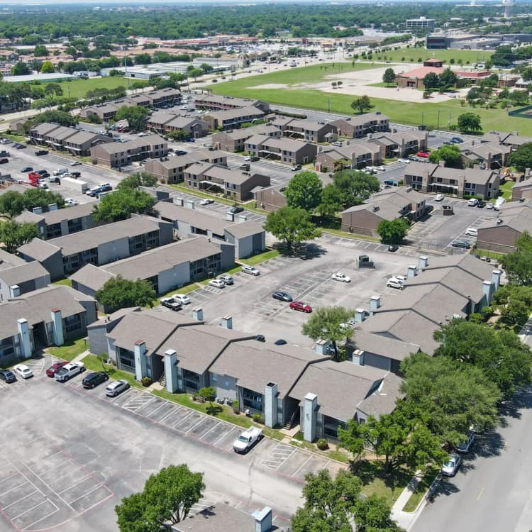 Arlington apartments for rent - image - Cedar Point Apts (Tc) - EXTERIOR 2.webp