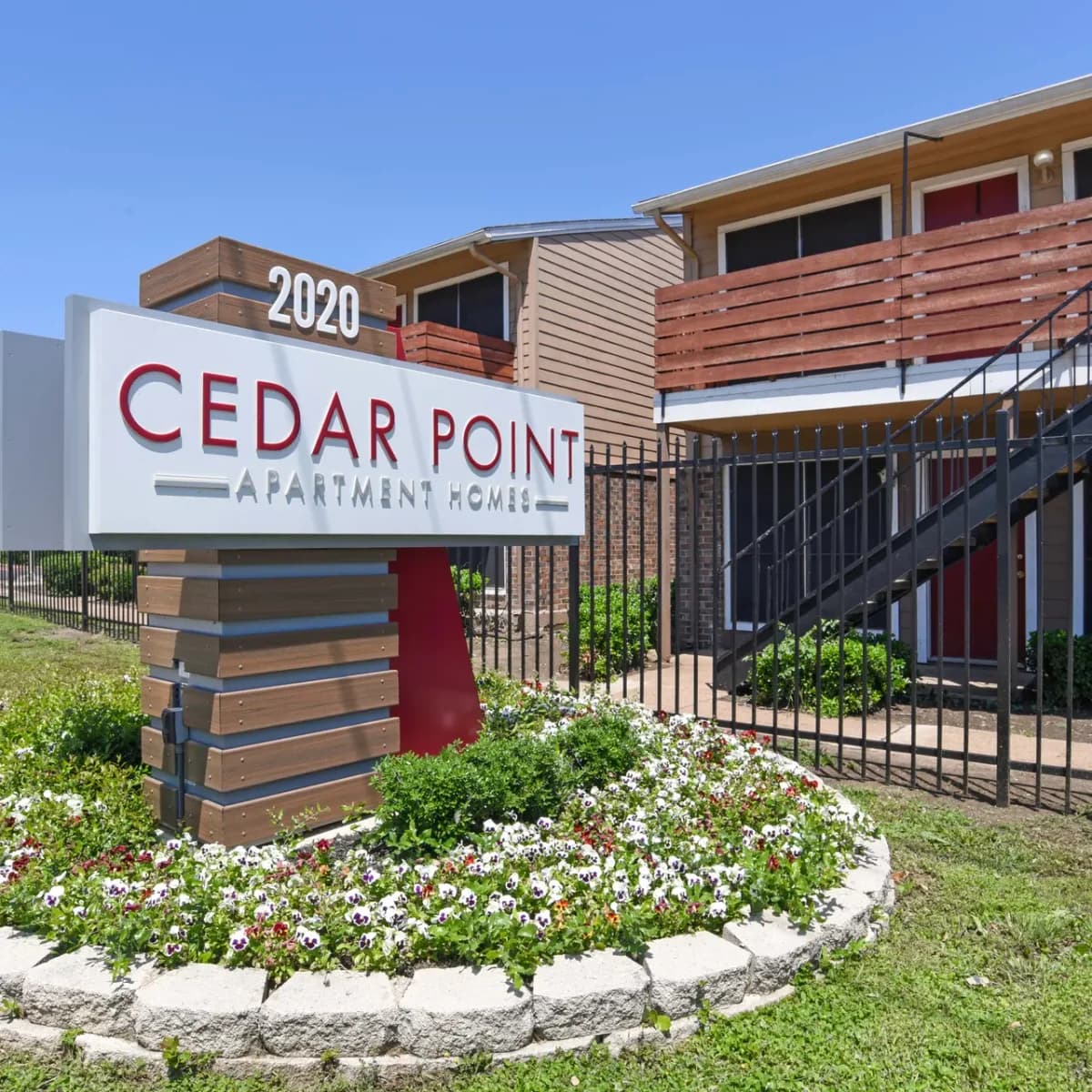 Arlington apartments for rent - image - Cedar Point Apts (Tc) - Exterior 3.webp