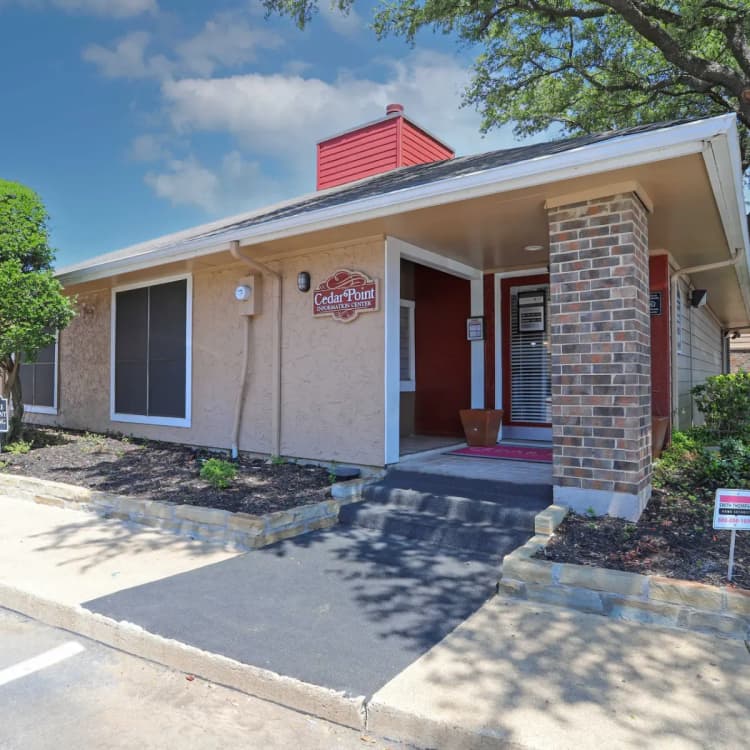 Arlington apartments for rent - image - Cedar Point Apts (Tc) - Exterior.webp