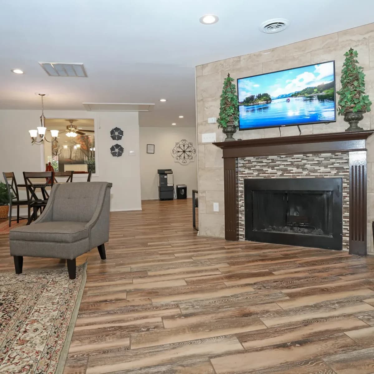 Arlington apartments for rent - image - Cedar Point Apts (Tc) - Living room.webp