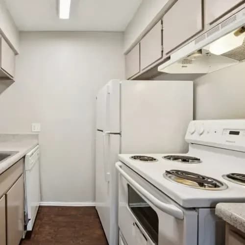 Arlington apartments for rent - image - imgi_7_3-3903Ichabod_003_pbnd84.webp