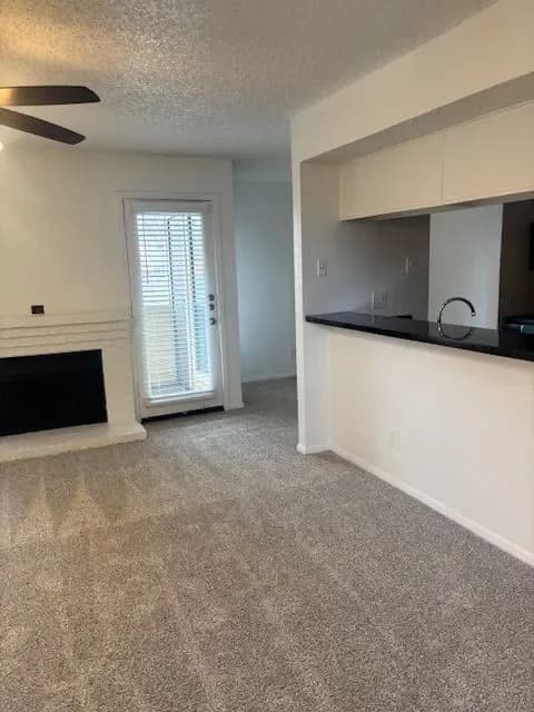 Arlington apartments for rent - image - Wimbledon Court - Living room & Kitchen.webp