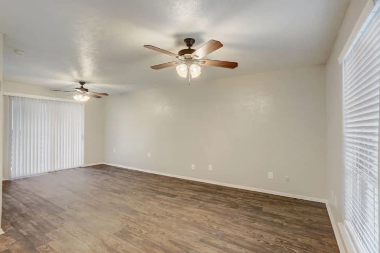 Arlington apartments for rent - image - Woodwind Apartments - Bedroom 1.webp