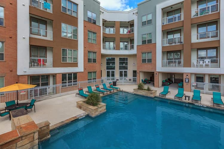 Arlington apartments for rent - image - 404 Border - Pool 1.jpg