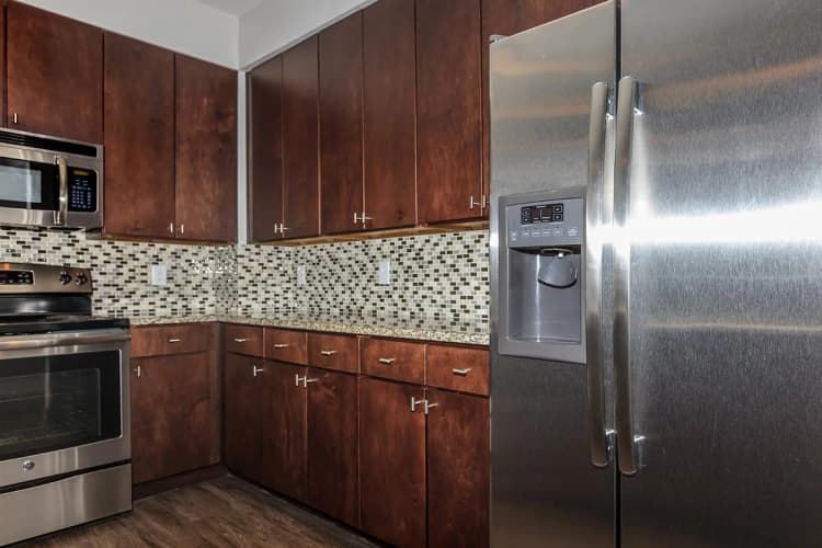 Arlington apartments for rent - image - 404 Border - Kitchen 11.jpg