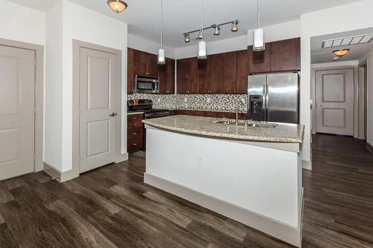 Arlington apartments for rent - image - 404 Border - Kitchen 8.jpg