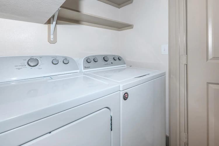 Arlington apartments for rent - image - 404 Border - Laundry room.jpg