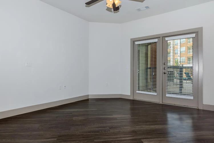 Arlington apartments for rent - image - 404 Border - Living room 2.jpg