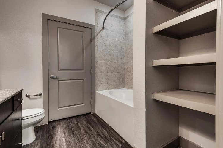 Arlington apartments for rent - image - 404 Border - Bathroom 2.jpg