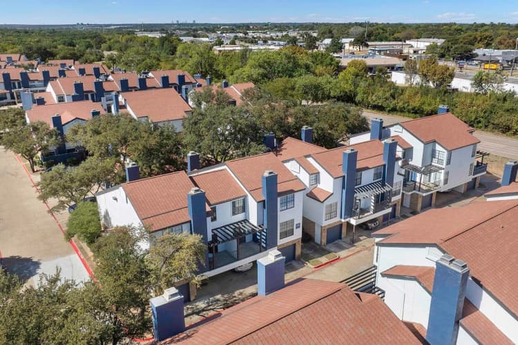 Arlington apartments for rent - image - Fielder Crossing - Exterior Upper View.jpg