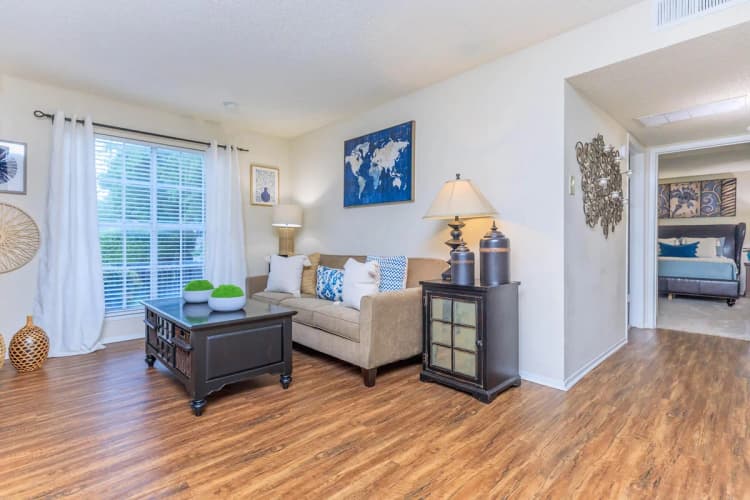 Arlington apartments for rent - image - Oak Chase - Tv Lounge 1.jpg