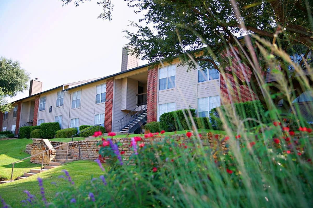 Arlington apartments for rent - Property image - Oak Chase - 3