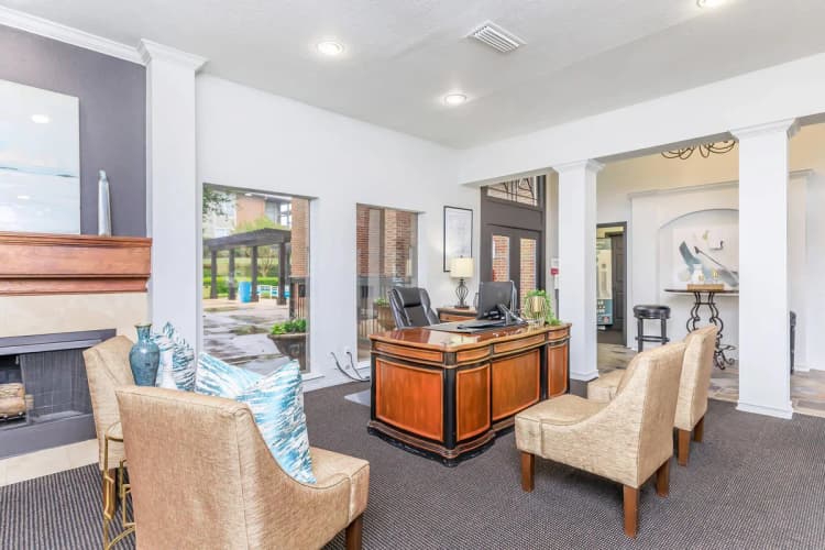 Arlington apartments for rent - image - Oak Chase - Enterance.jpg