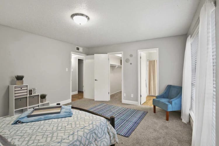 Arlington apartments for rent - image - Park At Timberlake - Bedroom 2.jpg