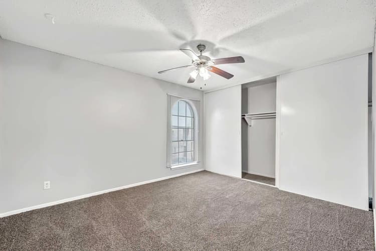 Arlington apartments for rent - image - Park At Timberlake - Bedroom 5.jpeg