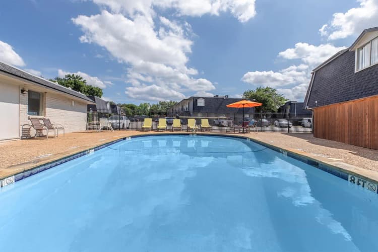 Arlington apartments for rent - image - Waterdance - Pool 7.jpg