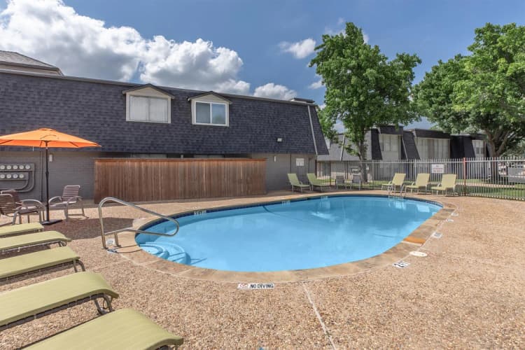 Arlington apartments for rent - image - Waterdance - Pool 6.jpg