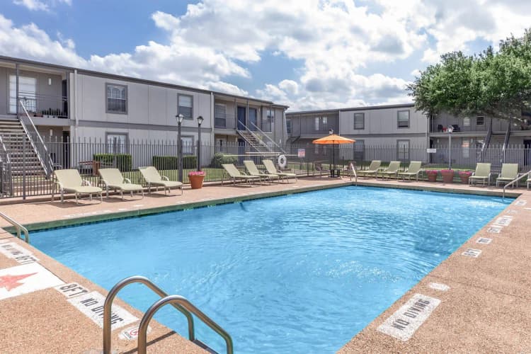 Arlington apartments for rent - image - Waterdance - Pool 9.jpg