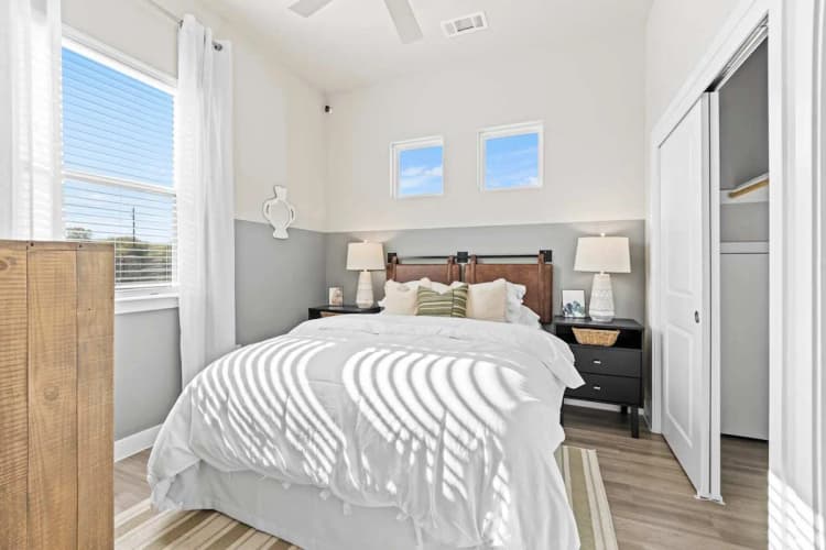 Arlington apartments for rent - image - Avilla Lakeridge - 12.jpg