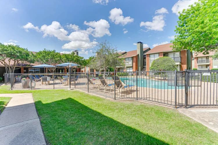 Arlington apartments for rent - image - Bardin Oaks - 10.jpg