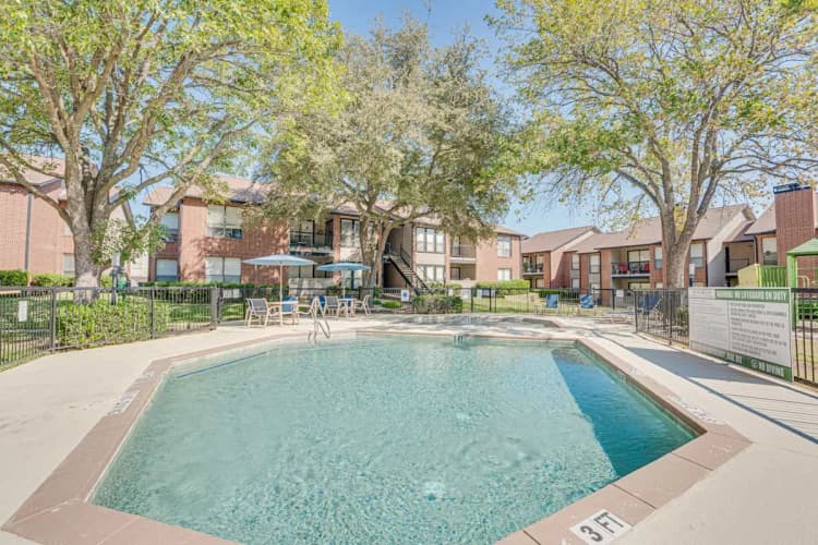 Arlington apartments for rent - image - Bardin Oaks - 14.jpg