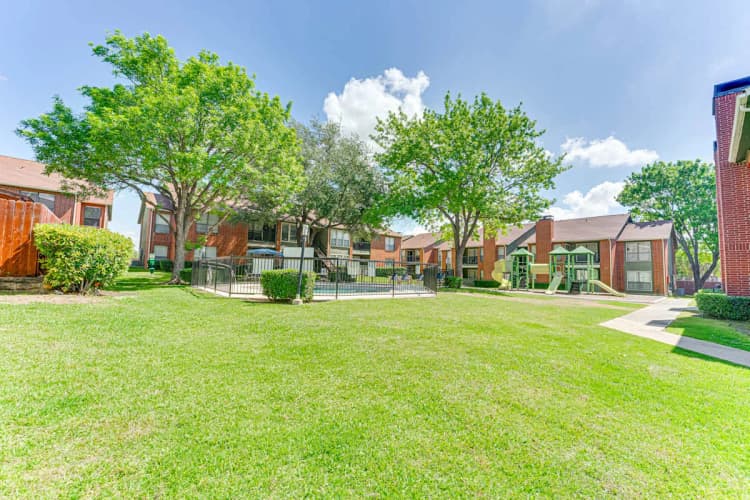 Arlington apartments for rent - image - Bardin Oaks - 25.jpg