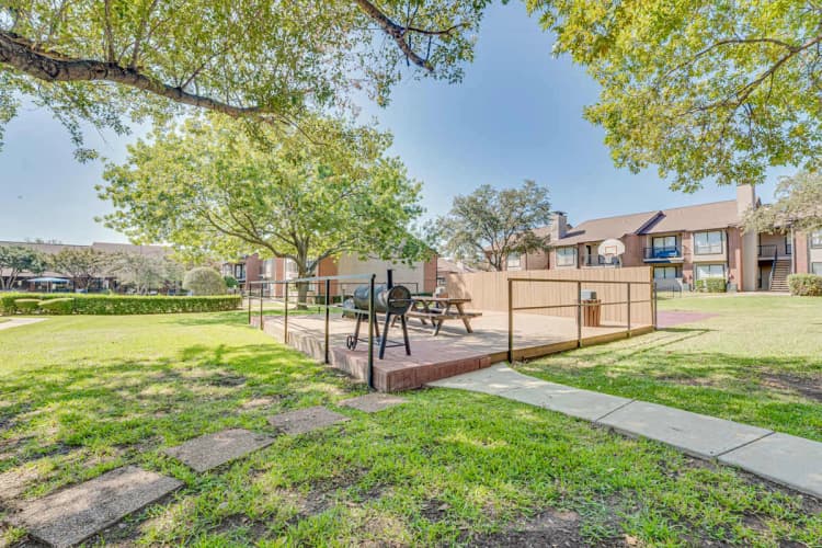 Arlington apartments for rent - image - Bardin Oaks - 43.jpg