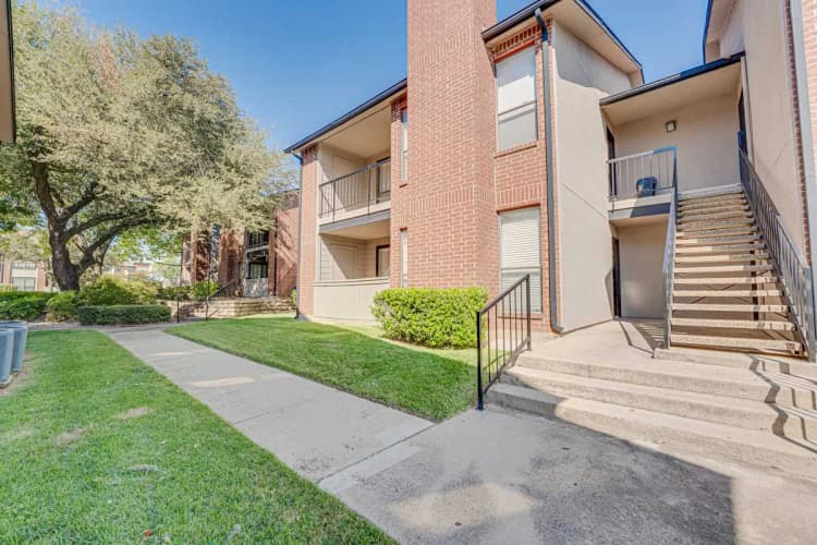 Arlington apartments for rent - image - Bardin Oaks - 49.jpg