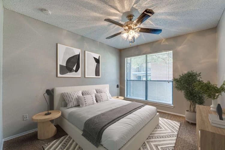 Arlington apartments for rent - image - Bardin Oaks - 55.jpg