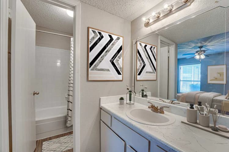 Arlington apartments for rent - image - Bardin Oaks - 56.jpg