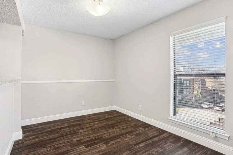 Arlington apartments for rent - image - Vine Apartments - 17 (1).jpg