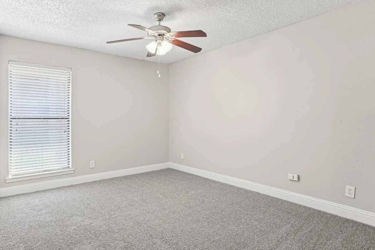 Arlington apartments for rent - image - Vine Apartments - 18 (1).jpg