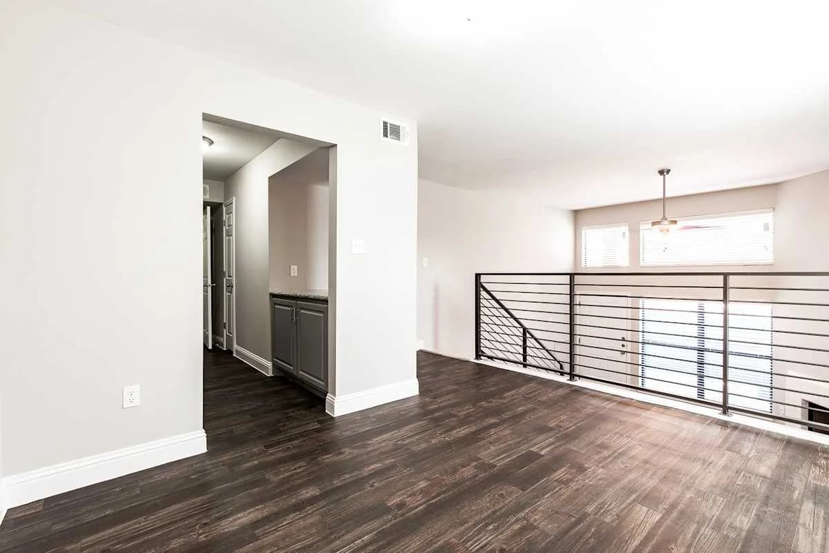 Arlington apartments for rent - image - Vine Apartments - 24 (1).jpg
