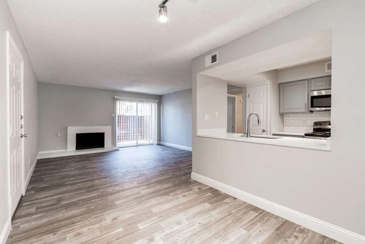 Arlington apartments for rent - image - Vine Apartments - 28 (1).jpg