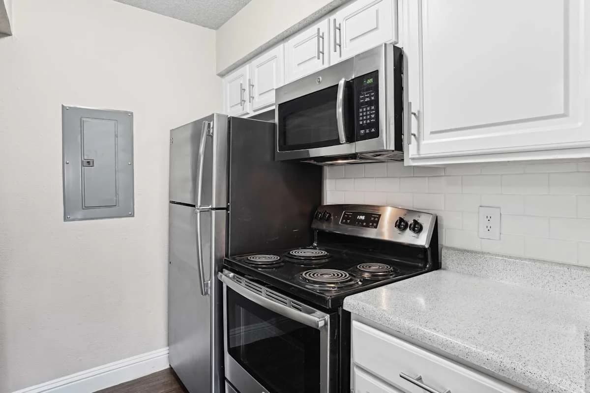 Arlington apartments for rent - image - Vine Apartments - 47 (1).jpg