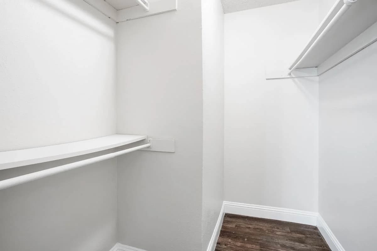 Arlington apartments for rent - image - Vine Apartments - 50 (1).jpg