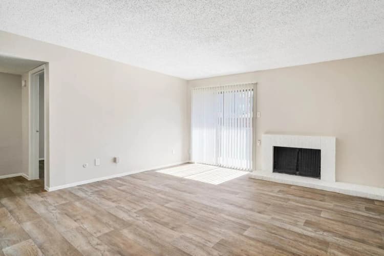 Arlington apartments for rent - image - Vine Apartments - 52 (1).jpg