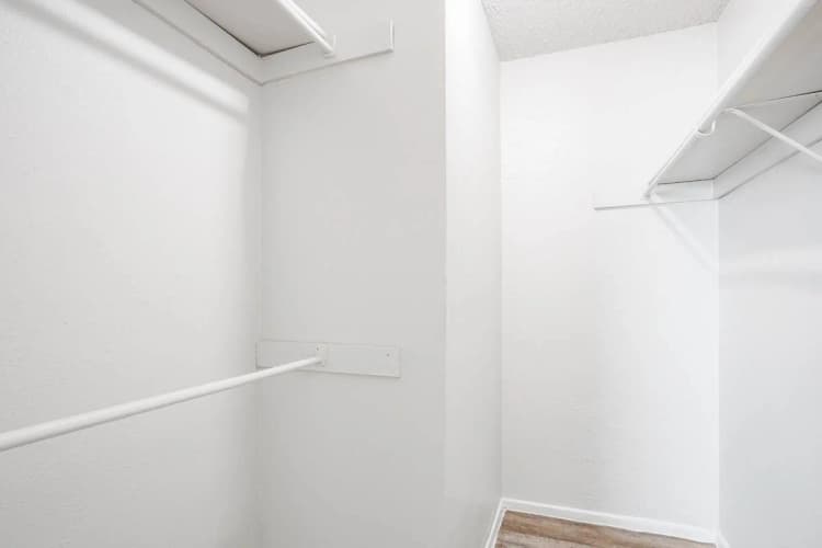 Arlington apartments for rent - image - Vine Apartments - 56 (1).jpg