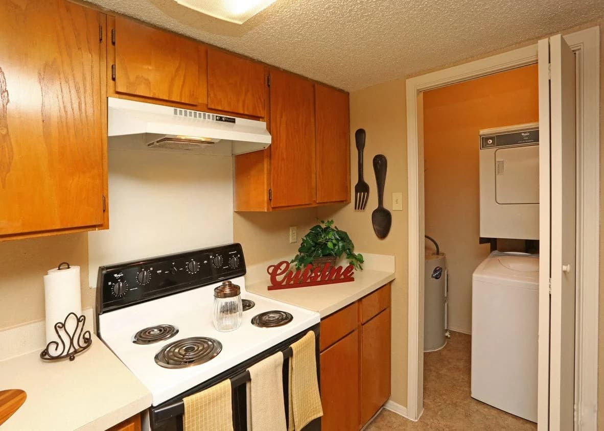 Arlington apartments for rent - image - Cedar Bend - 09.jpg