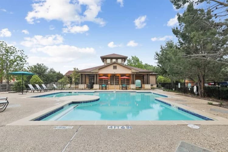 Arlington apartments for rent - image - Falcon Lakes - 07.jpg