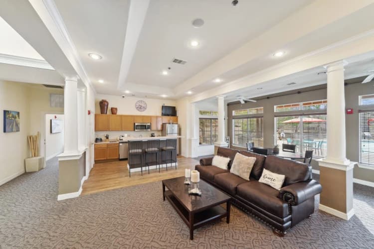 Arlington apartments for rent - image - Falcon Lakes - 23.jpg