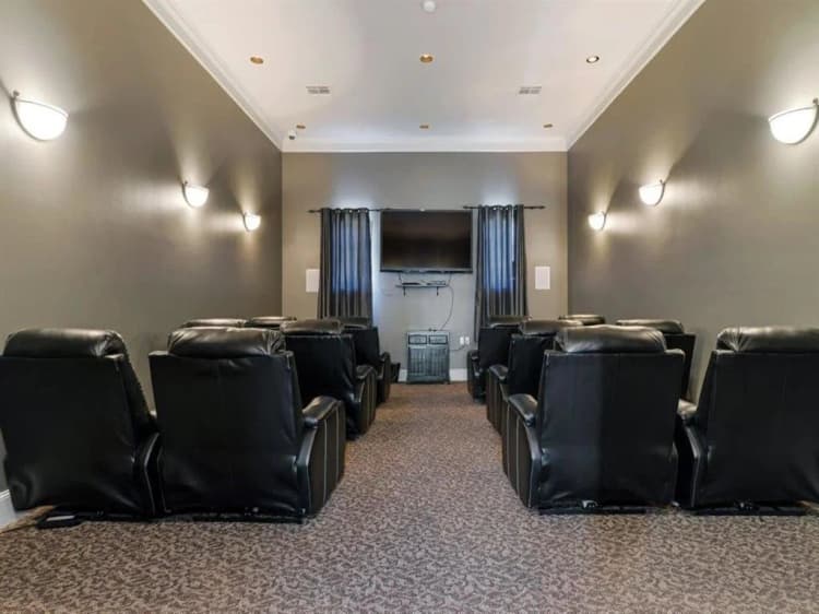 Arlington apartments for rent - image - Franciscan Of Arlington - 08.jpg