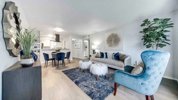 Arlington apartments for rent - image - Hendrix - 03.jpg