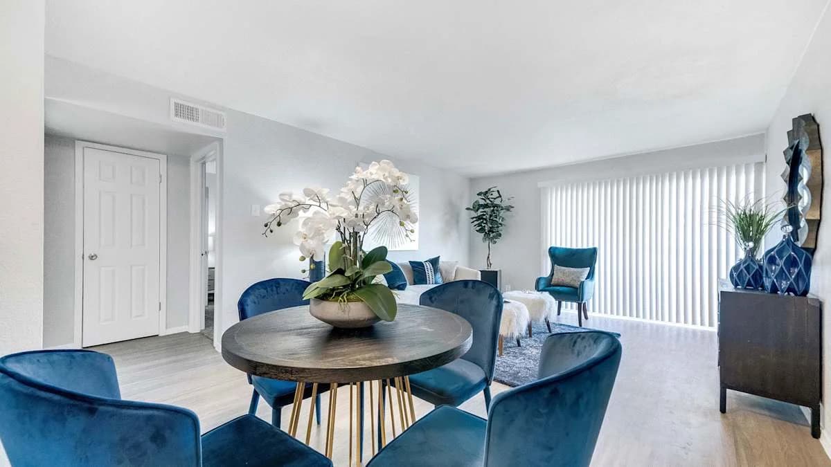 Arlington apartments for rent - image - Hendrix - 05.jpg