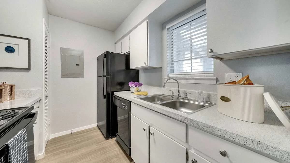 Arlington apartments for rent - image - Hendrix - 12.jpg