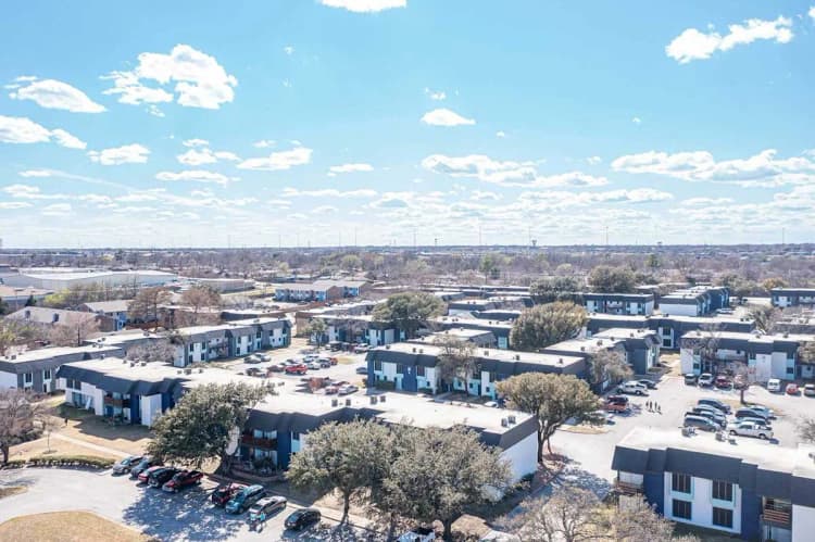 Arlington apartments for rent - image - Hendrix - 30.jpg